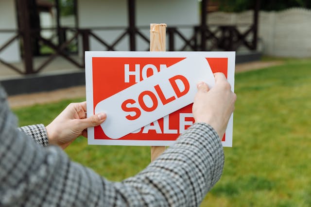 Sold%20sign